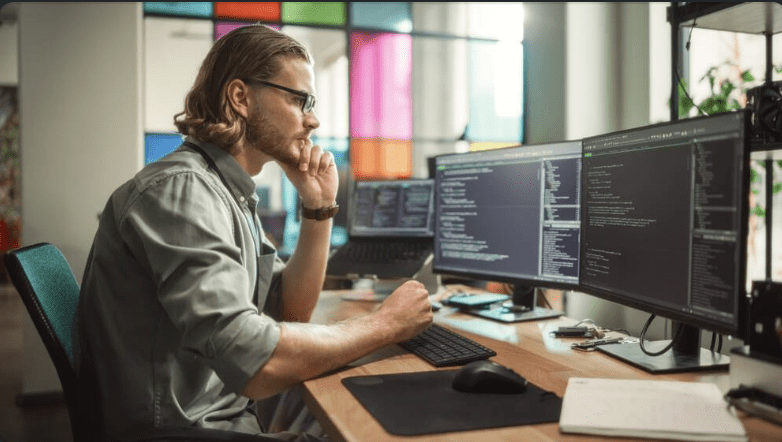 Oracle’s love and hate relationship with open source software