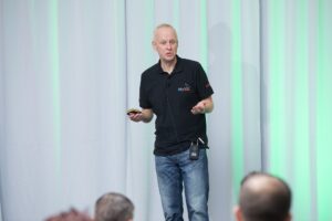 Geir Høydalsvik, Development Director for MySQL at Oracle, delivers his keynote 